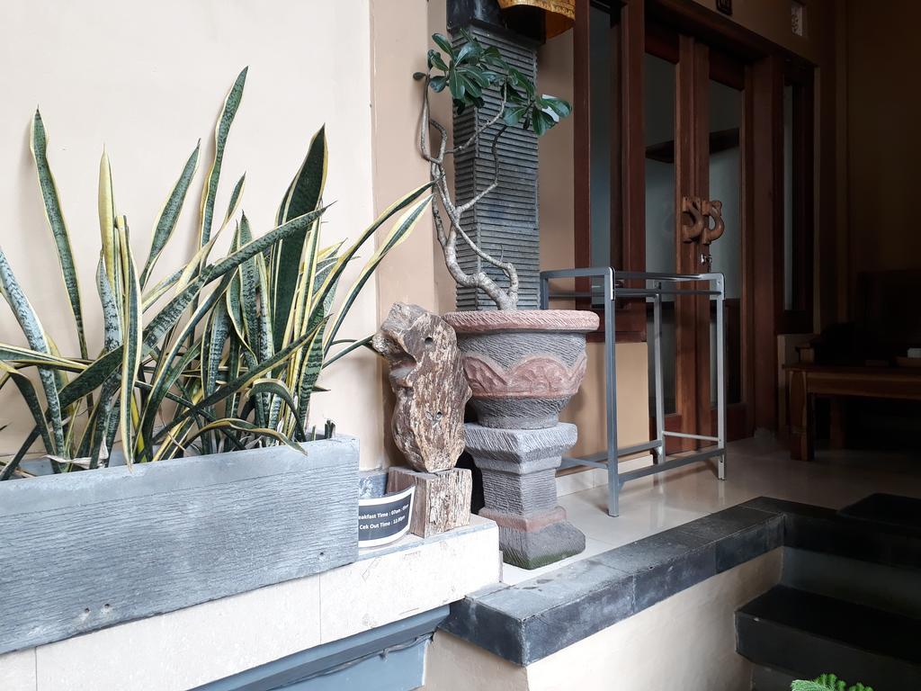 Adi House Homestay อูบุด ภายนอก รูปภาพ