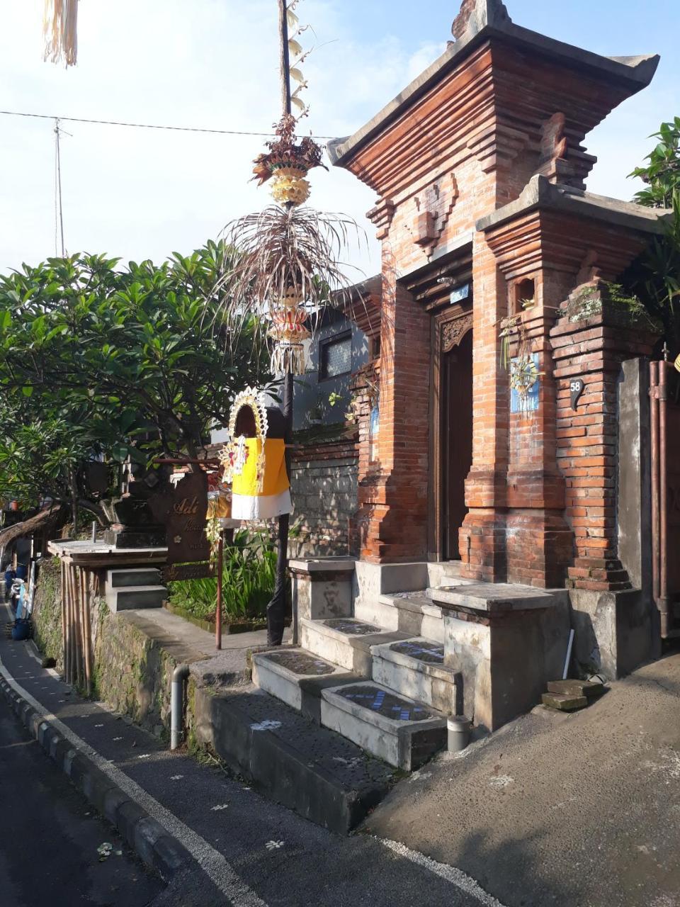 Adi House Homestay อูบุด ภายนอก รูปภาพ