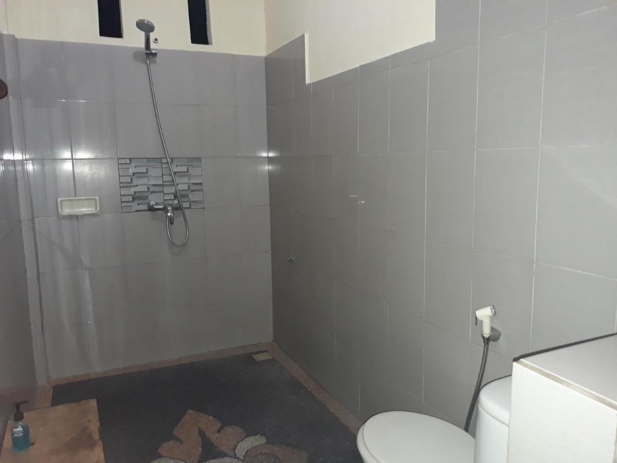Adi House Homestay อูบุด ภายนอก รูปภาพ