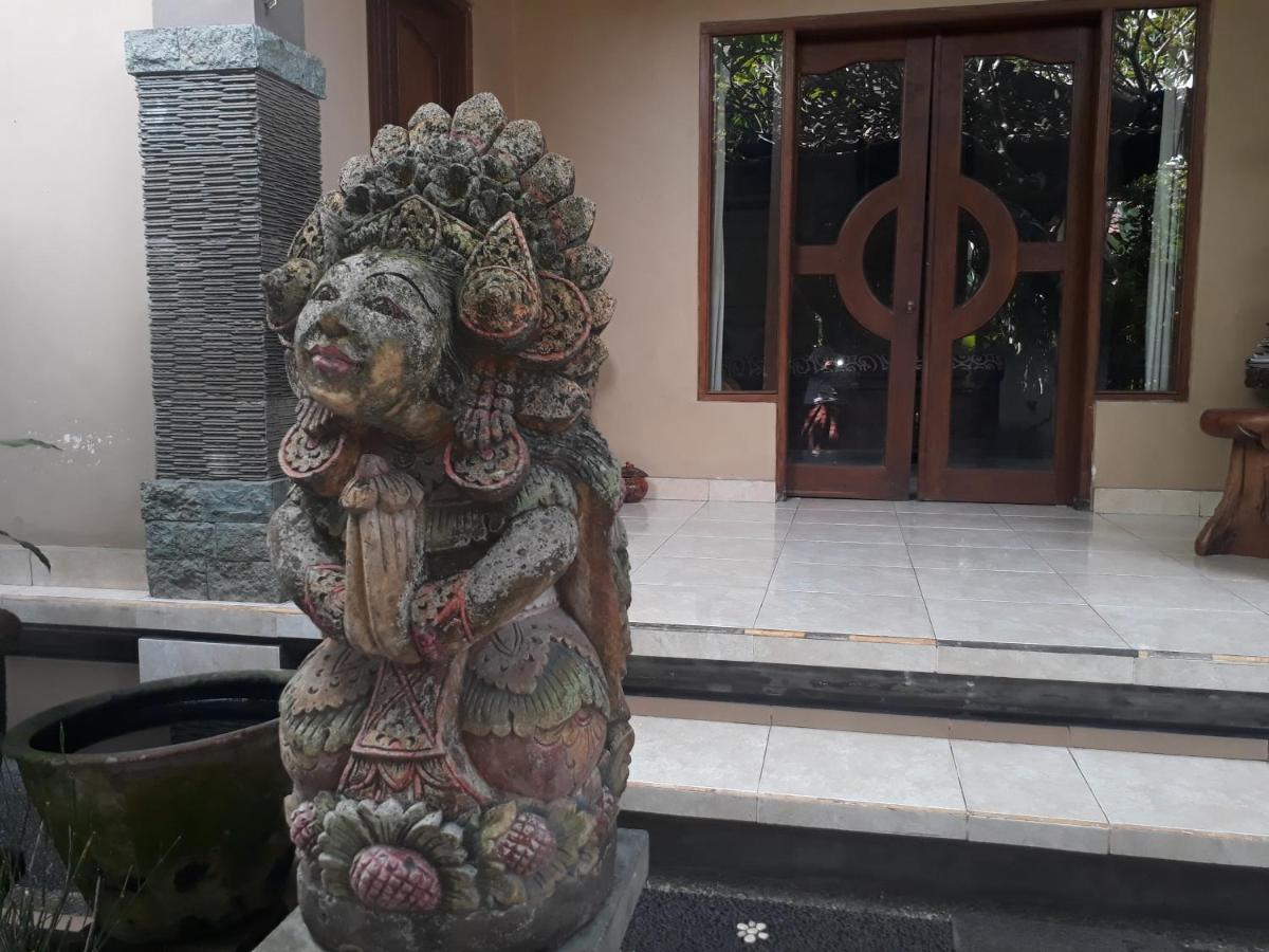 Adi House Homestay อูบุด ภายนอก รูปภาพ