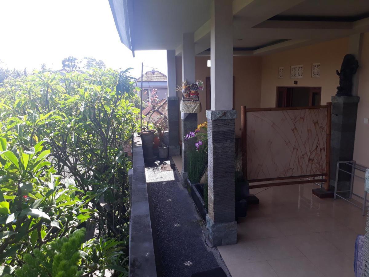 Adi House Homestay อูบุด ภายนอก รูปภาพ