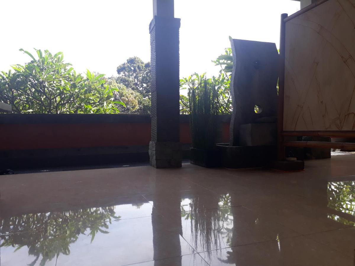 Adi House Homestay อูบุด ภายนอก รูปภาพ